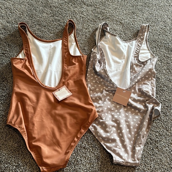 Imagine Perry One Piece Swim Suit - Picture 2 of 4